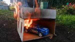 Горит гараж с машиной! | The garage with the car is on fire!