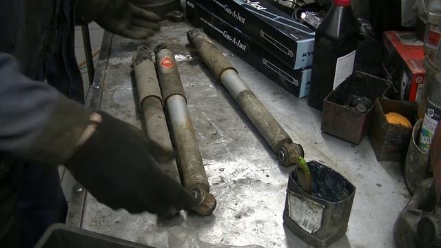 Ресурс амортизаторов KYB