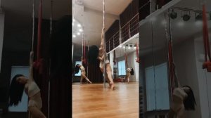 Самый нежный танец на пилоне