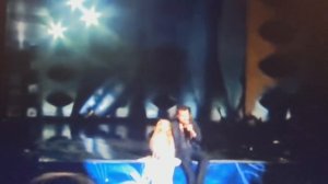 Филипп Киркоров поет с маленькой Настей Петрик