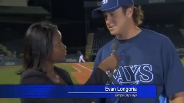 Evan Longoria's Catch saves Reporter's Life! смотреть онлайн