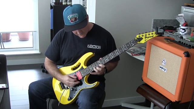 Ibanez JEM Jr Far Beyond The Caravan смотреть онлайн