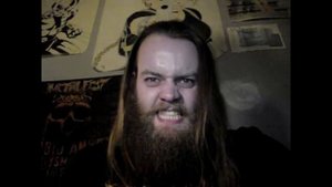 Гроулить надо уметь! Еще и с таким лицом - настоящий хардкор