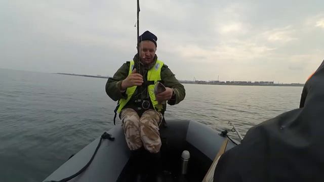 ПОЙМАЛИ ЧЕРНОМОРСКОГО ГОРБЫЛЯ / CAUGHT BLACK SEA SEATROUT смотреть онлайн