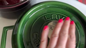 Чем чугунная посуда Lava классическая отличается от Premium - сделали обзор