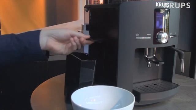 Обслуговування автоматичних кофемашин KRUPS серії EA82 з капучинатором XL2000 або XS6000 смотреть онлайн