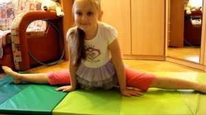Растяжка для всего тела // Развитие гибкости // Маленькая гимнастка вернулась!