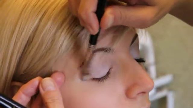 Как сделать модный этой весной макияж? 8 советов от визажиста Часть 3