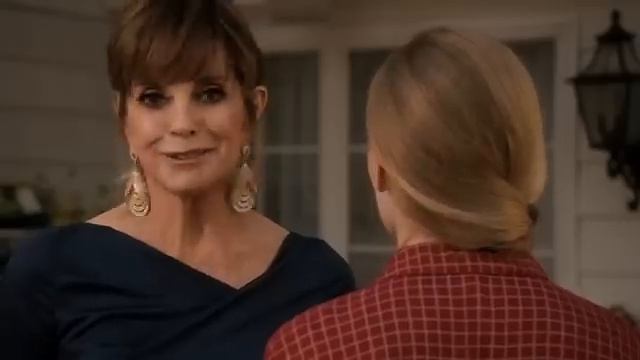 Sue Ellen tells Emma about Kristin (TNT Dallas deleted scene) смотреть онлайн