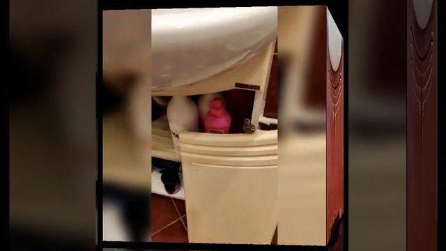 Реставрация мебели в ванной своими руками) Покрасили резиновой краской! смотреть онлайн