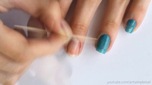 Как аккуратно накрасить ногти обычным лаком. 2 техники нанесения лака. Маникюр дома.