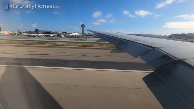 BRUTALLY HONEST | Flying Air France's Boeing 777-300ER in ECONOMY from Los Angeles to Paris CDG! смотреть онлайн