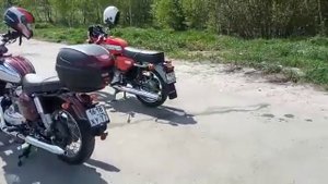 Мотоциклы Ява 350/634/7 1983 г. и 300 SL 2023 г.