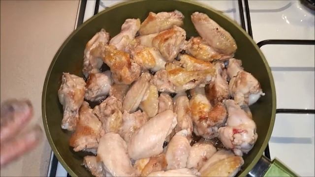 Готовим куриные крылья в соево медовом соусе смотреть онлайн