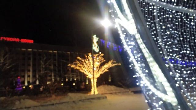 Новогодняя иллюминация в городе