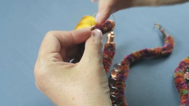 Kumihimo with chenille смотреть онлайн