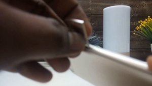 How to insert SIM card / SD card in Redmi 5A