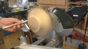 Квадратная тарелка с «гнутыми» краями на токарном станке своими руками.