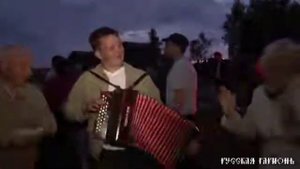 Русские частушки у костра