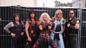 Twisted Sister - Love Is For Suckers