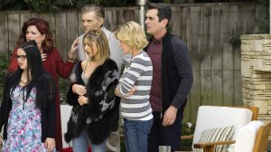 Сериал Американская семейка - 10 сезон 17 серия / Modern Family