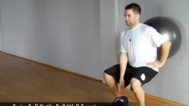 Swiss Ball Kettle Bell Wall Squats:Matthew Green's Lacrosse Training with Shawn Evans смотреть онлайн
