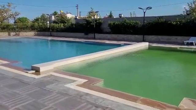 Термальные бассейны морского курорта Кушадасы.
