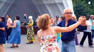 ПОЦЕЛУЙ МЕНЯ ТАК СЛАДКО,ОБНИМИ МЕНЯ ЛЮБЯ!!!ХАРЬКОВ ТАНЦЫ 23.07.2023
