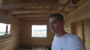 Сруб пролежал почти год. Косяки со сборкой. Обзор.