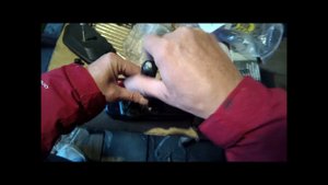 Газонокосилка Viking MB 443X, ставлю новый бензобак.