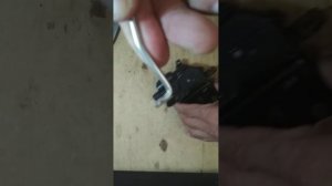 ремонт замка багажника lada granta седан .