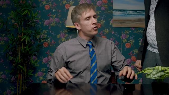 Ирландский студент по обмену во Франции — Foil Arms and Hog смотреть онлайн