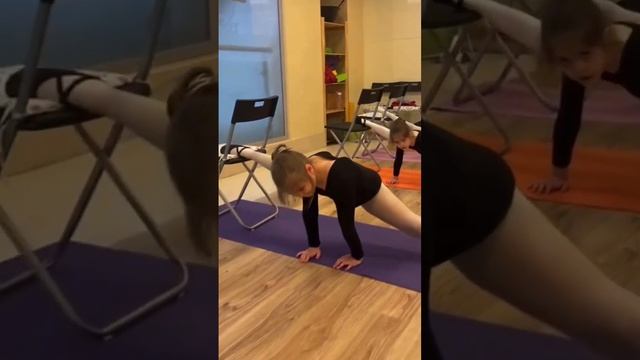#пластилин #дети #танцыдлядетей #школатанцев #детскиетанцы #dance #танцует #москва #растяжка