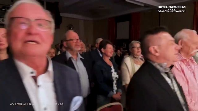 31 "Hymn Polski” - "Гімн Польщі" Veryovka Ukrainian Folk Choir - 45 Forum Humanum Mazurkas смотреть онлайн