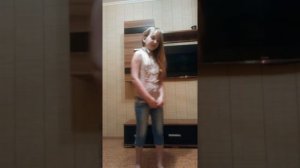 Самая самая поёт девушками