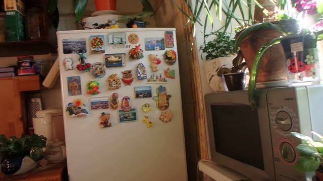 Мини-столик для мини-кухни. Радость и огорчение. смотреть онлайн