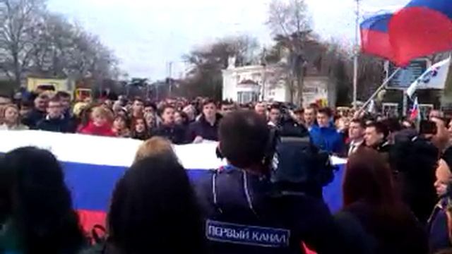 Исполнение гимна Российской Федерации в Севастополе (18.03.2016)