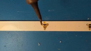 Как быстро отпаять светодиод подсветки тв паяльником