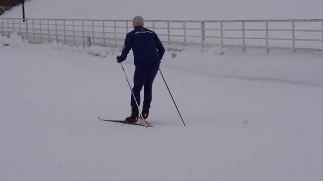 3 Skate Ski Techniques Explained: How to Cross Country Ski