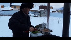 Кушать только губами. Толстолобик в казане на костре в томатном соусе. Пошаговый рецепт.