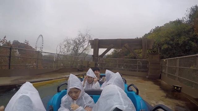 Everland Seoul （Thunder Falls） смотреть онлайн