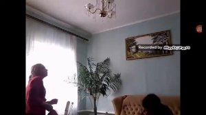 Люстра упала