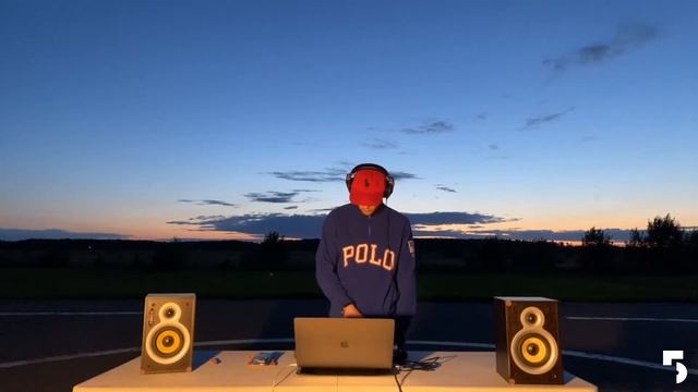 5 букв радио — napervoybaze @ Поле 20jul2023 смотреть онлайн