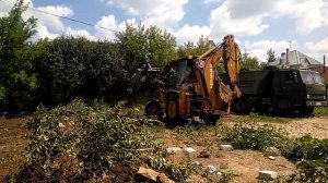 Как правильно делать планировку огорода Экскаватором-погрузчиком.CAT JCB VOLVO TEREX МТЗ ЮМЗ КАМАЗ