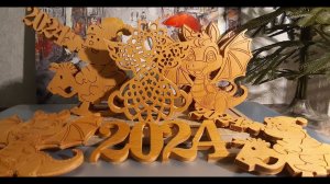 Елочные игрушки из буковой фанеры.