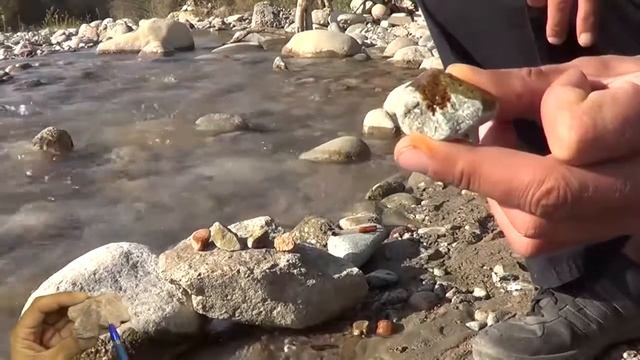 Зелёный цвет камня признак драгоценных металлов смотреть онлайн