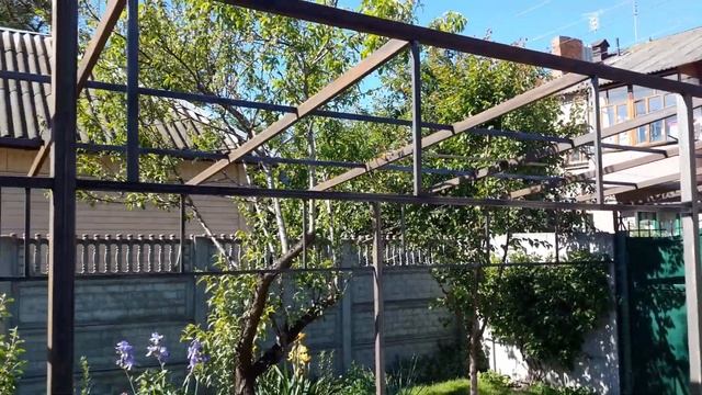Как сделать навес для машины своими руками из поликарбоната