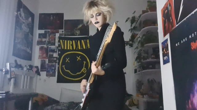 You'll end up looking like the Scary Bitches.. смотреть онлайн