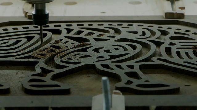 Торцевая доска с кабаном. Boar cutting board
