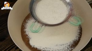 Быстрый шоколадный пирог с глазурью